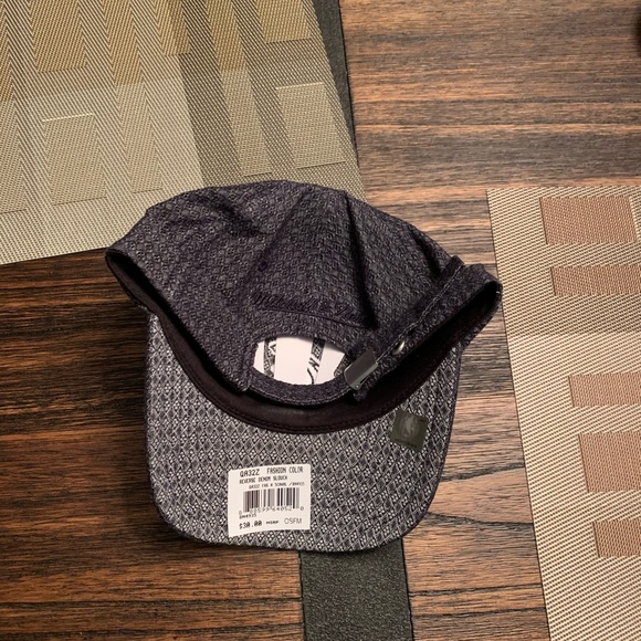 Brand new Cleveland Cavaliers hat - Picture 2 of 2